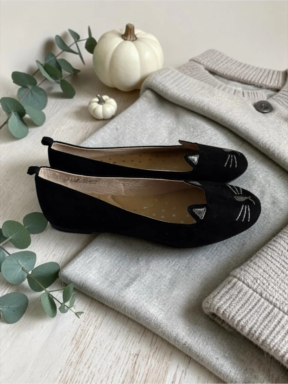 Cat & Jack Big Girls Size 4 Black Cat Face Flats EUC